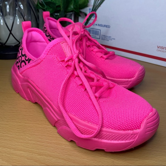 NEW Guess Women’s Hot Pink ‘GGHRISLY-R’ Low Top Running Sneakers - Picture 7 of 7